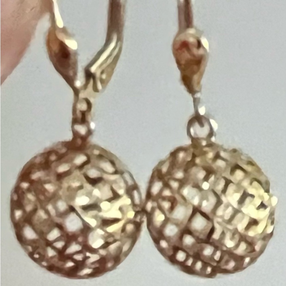 Stunning Solid 14K Gold Diamond Cut Sparkly Ball Drop Earrings! - Picture 4 of 16